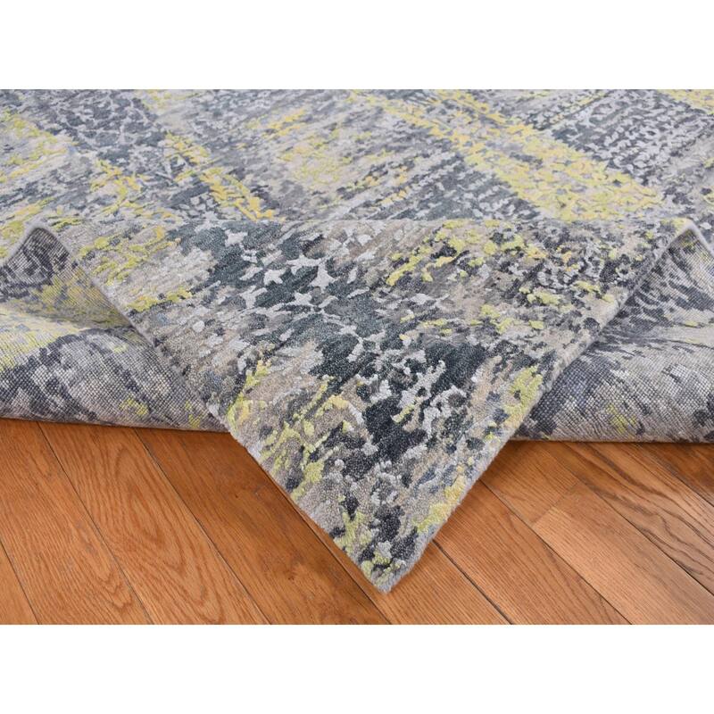 Shahbanu Rugs Butter Yellow, Wool and Silk, Transitional Design, Hand
